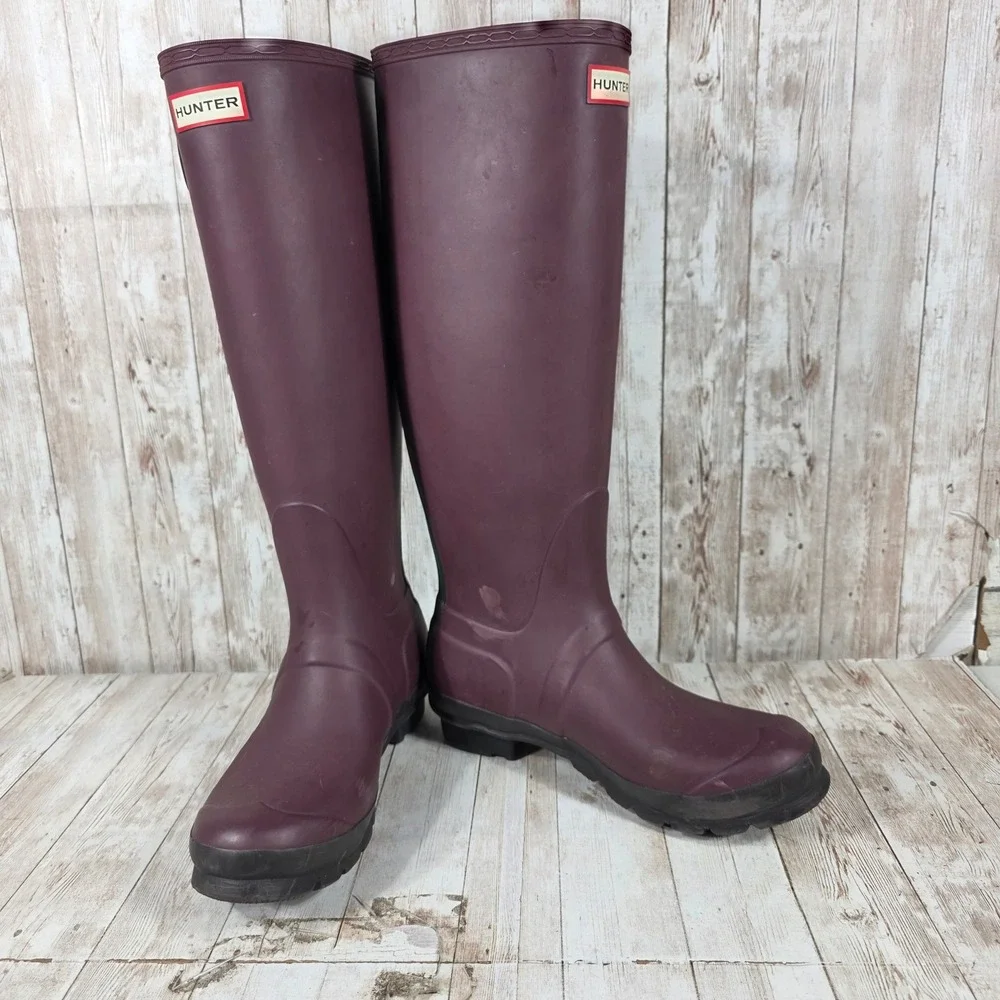 Hunter Tall Rain Boots Womens 8 Plum Burgundy Green Rubber Waterproof Wellies